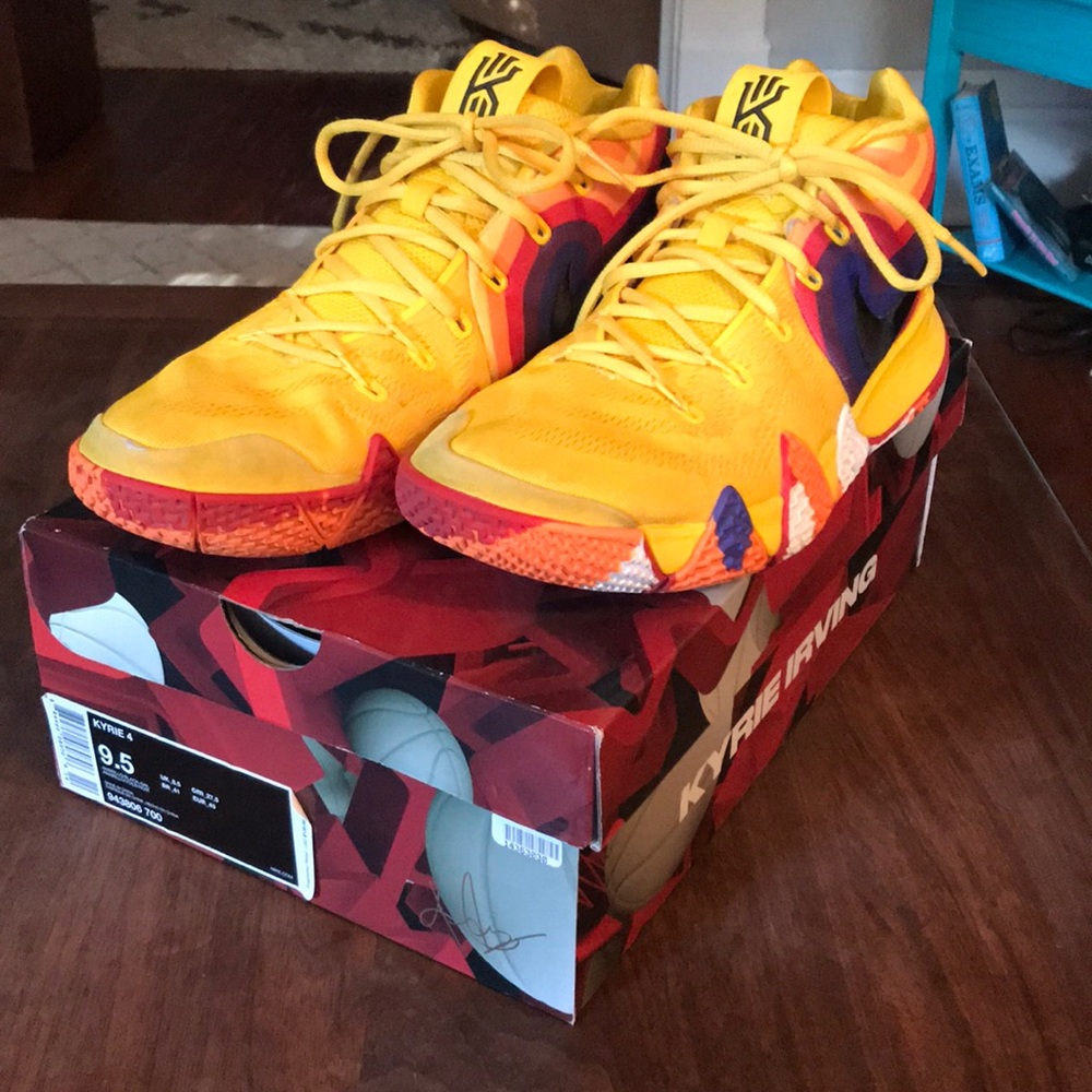 Kyrie 4 “70s Pack”